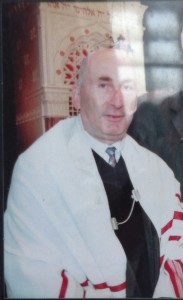 Rabbi Douglas Charring, Minister 1996 to present.