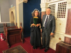 Suzi Cree and Rudi Leavor with the Sefrei Torah